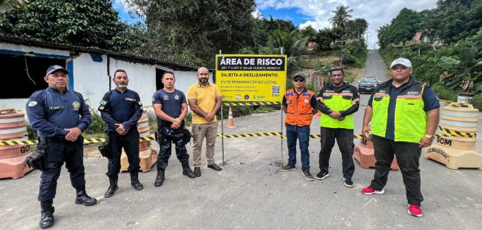 Prefeitura de Rio Preto da Eva realiza isolamento preventivo em trecho da rua Lourenço de Melo